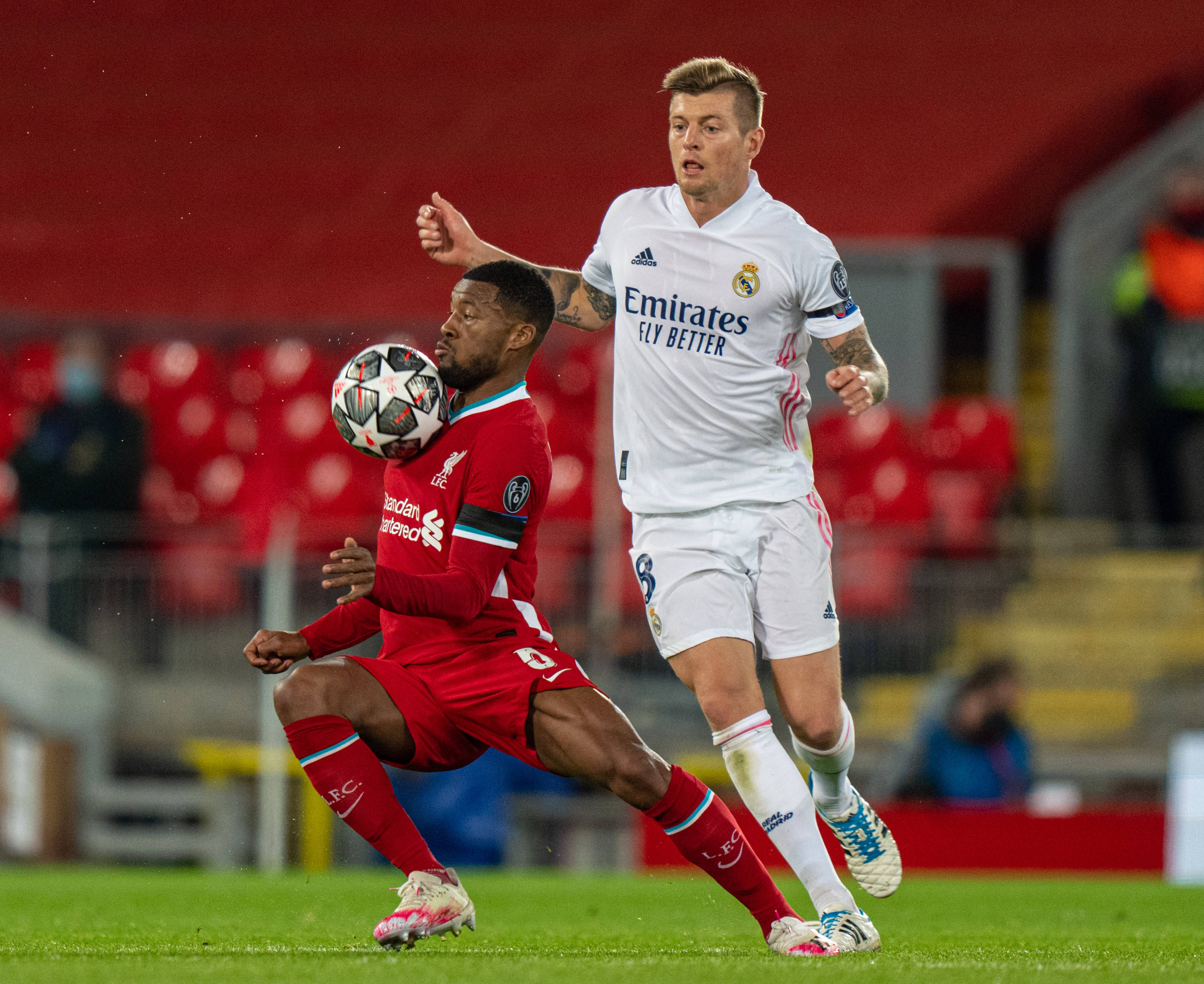 NBL战报：普拉瑟28分8板，布里斯班子弹83-81险胜塔斯马尼亚跳伞蚁