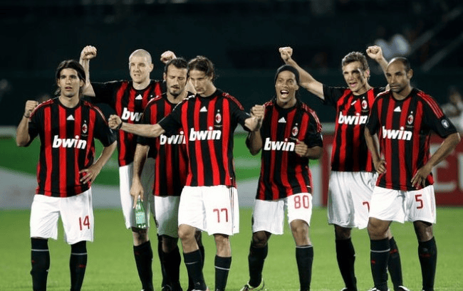 保诺维奇：斯坦科维奇是个了不起的小伙子，为他们父子开心（保诺维奇：斯坦科维奇这小伙真出色，为父子俩感到欣喜）