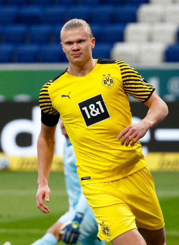 梅西当选美职联年度MVP，29球19助攻助迈阿密国际首夺总冠军