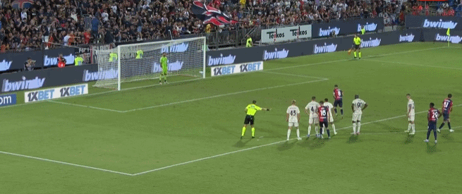 中超：山东泰山主场2-0完胜河南队