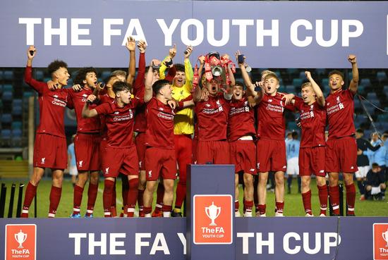 爆冷！广东狂输山西14分，进攻拉胯失误多，奎因首秀拉胯