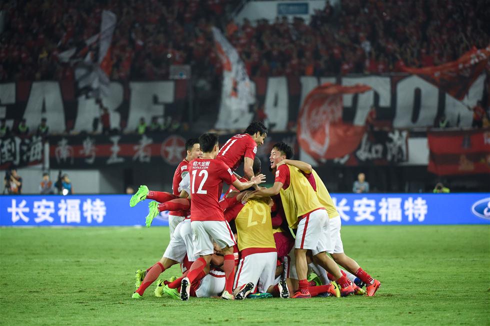 王钰栋：未来有机会还是希望能出去看看，留洋哪儿都想去