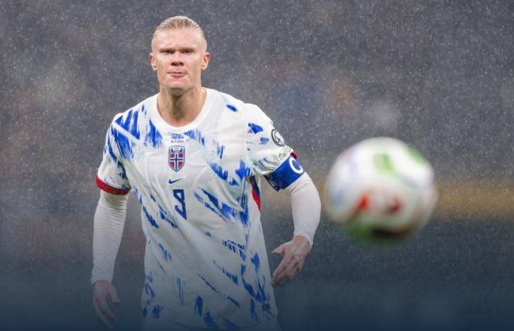 官方：38岁洛里与洛杉矶FC达成1+1续约协议