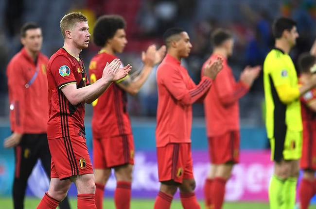 德转朱艺：黎巴嫩裁判组执法国安VS麦克阿瑟的亚冠联赛（朱艺：黎巴嫩裁判组将执法国安对阵麦克阿瑟的亚冠比赛）