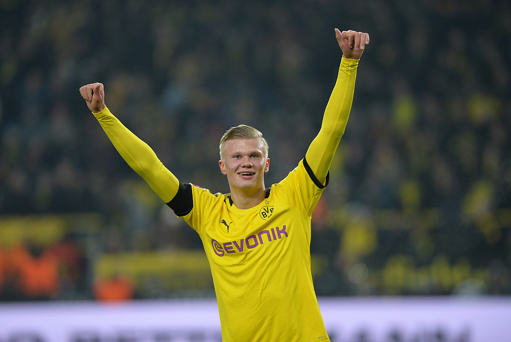 斯内德：穆帅对我而言就像父亲，贝尼特斯来国米的时机不对